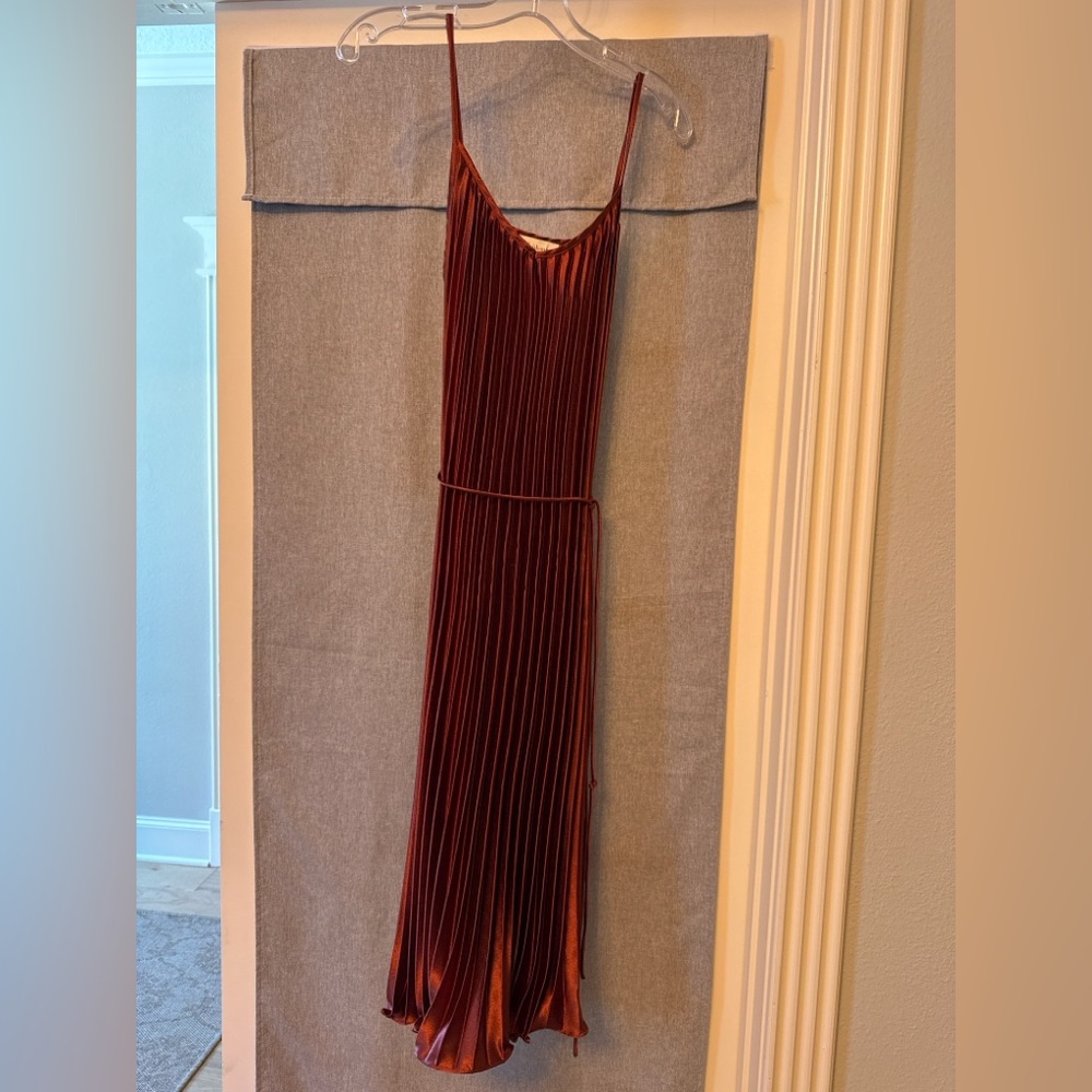 Elegant Rust Pleated Dress